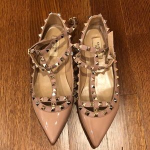 Kaitlyn Pan Nude Patent Shoes size 7.5